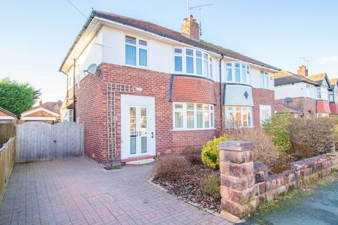 3 bedroom semi-detached house for sale - Fieldway, Hoole, Chester