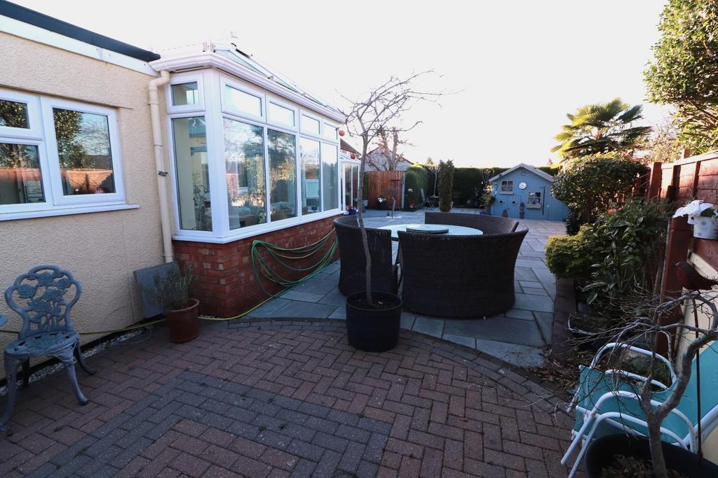 Gard patio.JPG