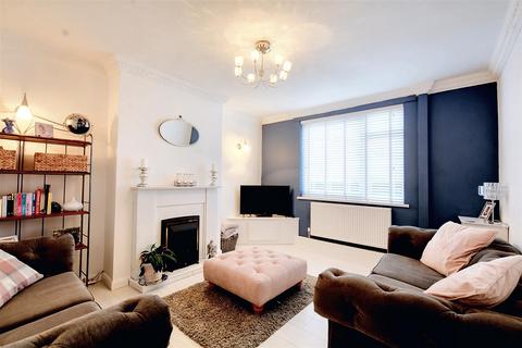 56 Ingram Road, Nottingham, NG6 9GS