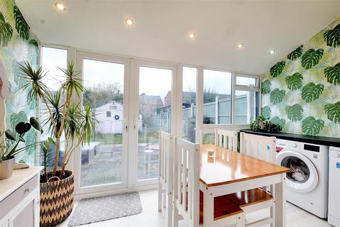56 Ingram Road, Nottingham, NG6 9GS