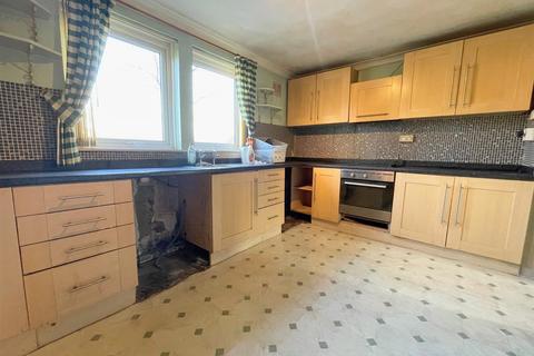 66 Haregate Road, Leek, ST13 6QQ