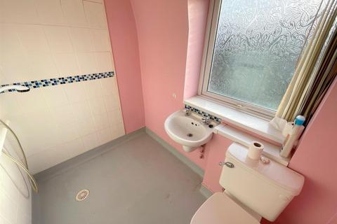 66 Haregate Road, Leek, ST13 6QQ