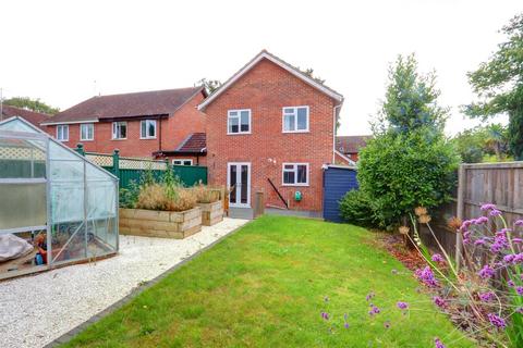 4 bedroom link detached house for sale, Tottehale Close, North Baddesley, Hampshire