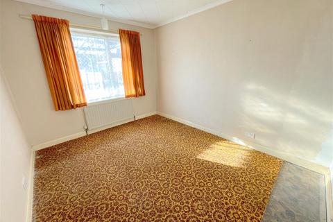 17 Brockley Crescent, Ipswich, IP1 5HT