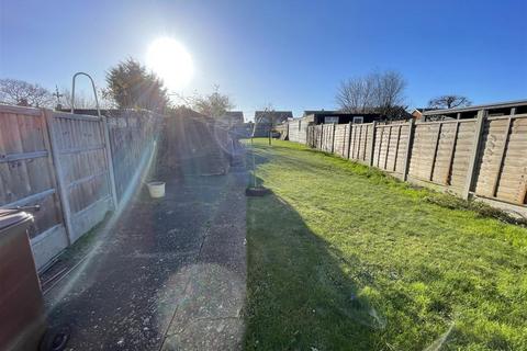 17 Brockley Crescent, Ipswich, IP1 5HT
