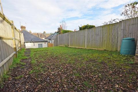 Sunningdale Albert Road, Chatham, ME4 5PZ