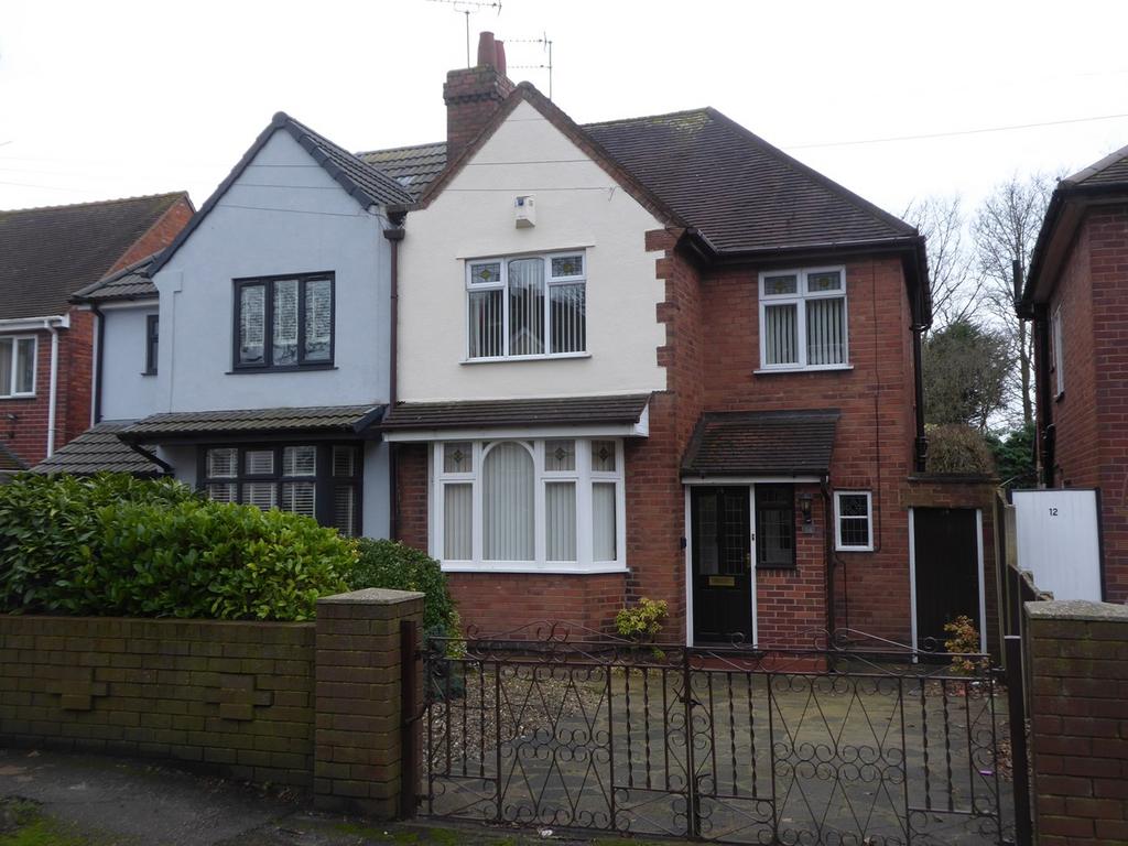 Bentley New Drive, Walsall, WS2 3 bed semidetached house for sale £209,950
