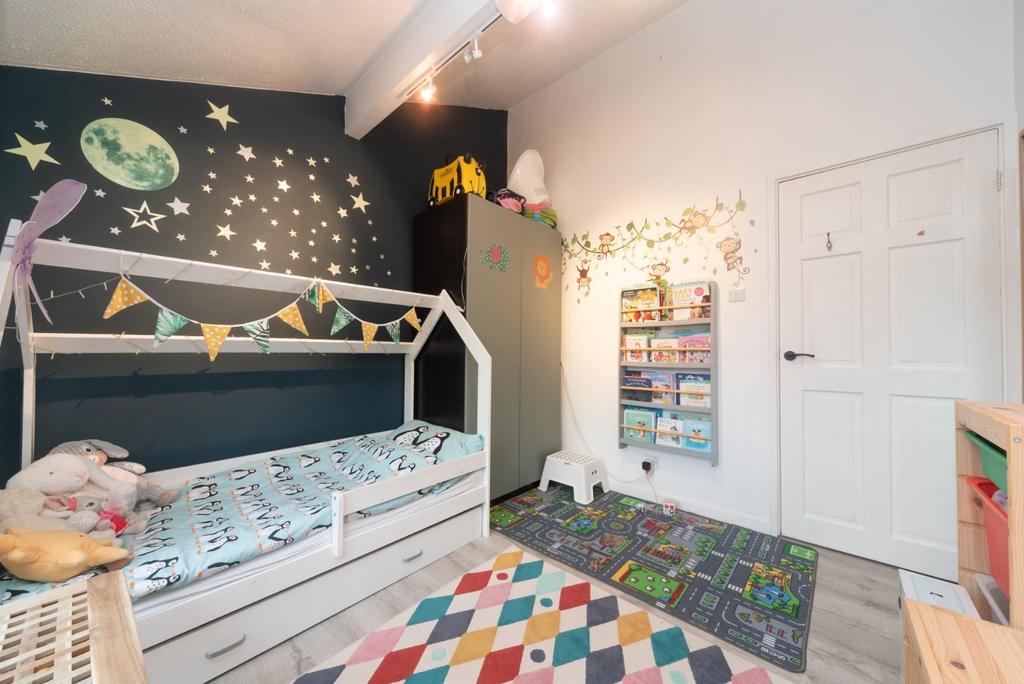 Bedroom 2 2.jpg
