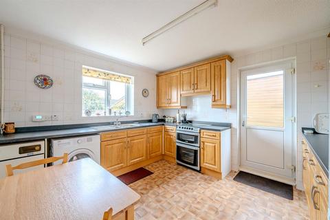 104 North Way, Seaford, BN25 3JW