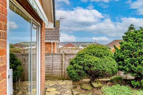 104 North Way, Seaford, BN25 3JW