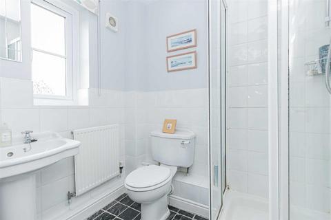 29 Birch Drive, Bradwell Village, Burford, OX18 4XH