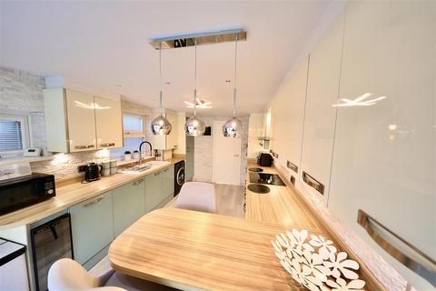 66 Summergangs Road, Hull, HU8 8LP
