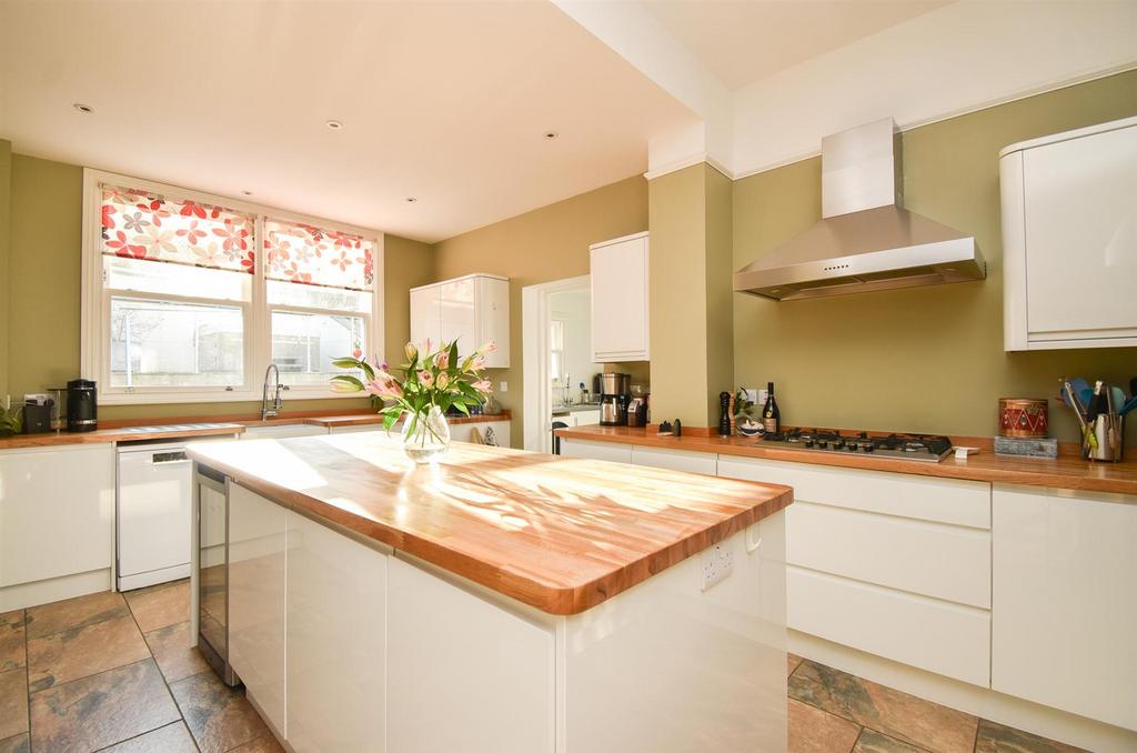 Kitchen and dining room