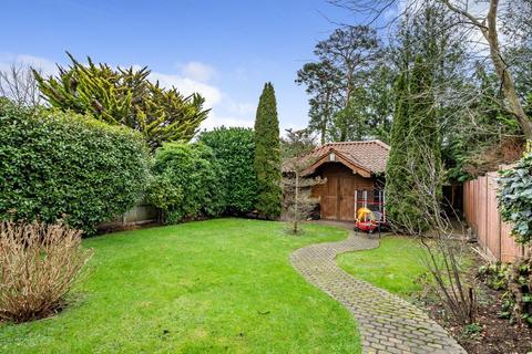 undefined, Southway, Totteridge
