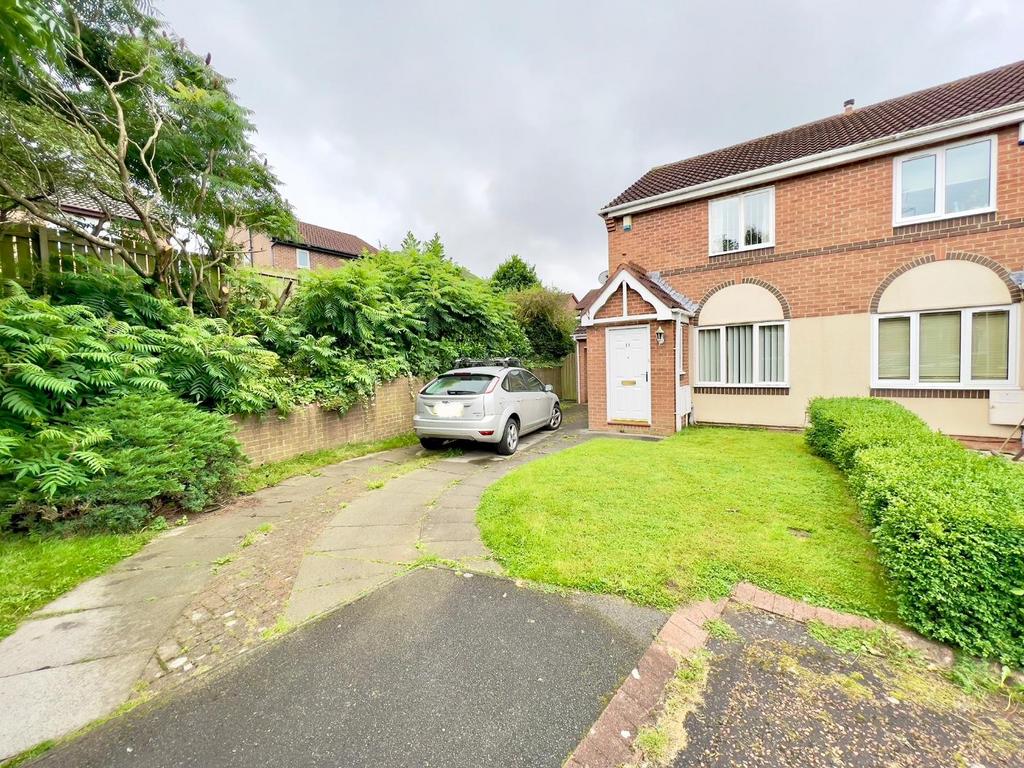 Littlebridge Court, Framwellgate Moor, Durham 2 bed semidetached house