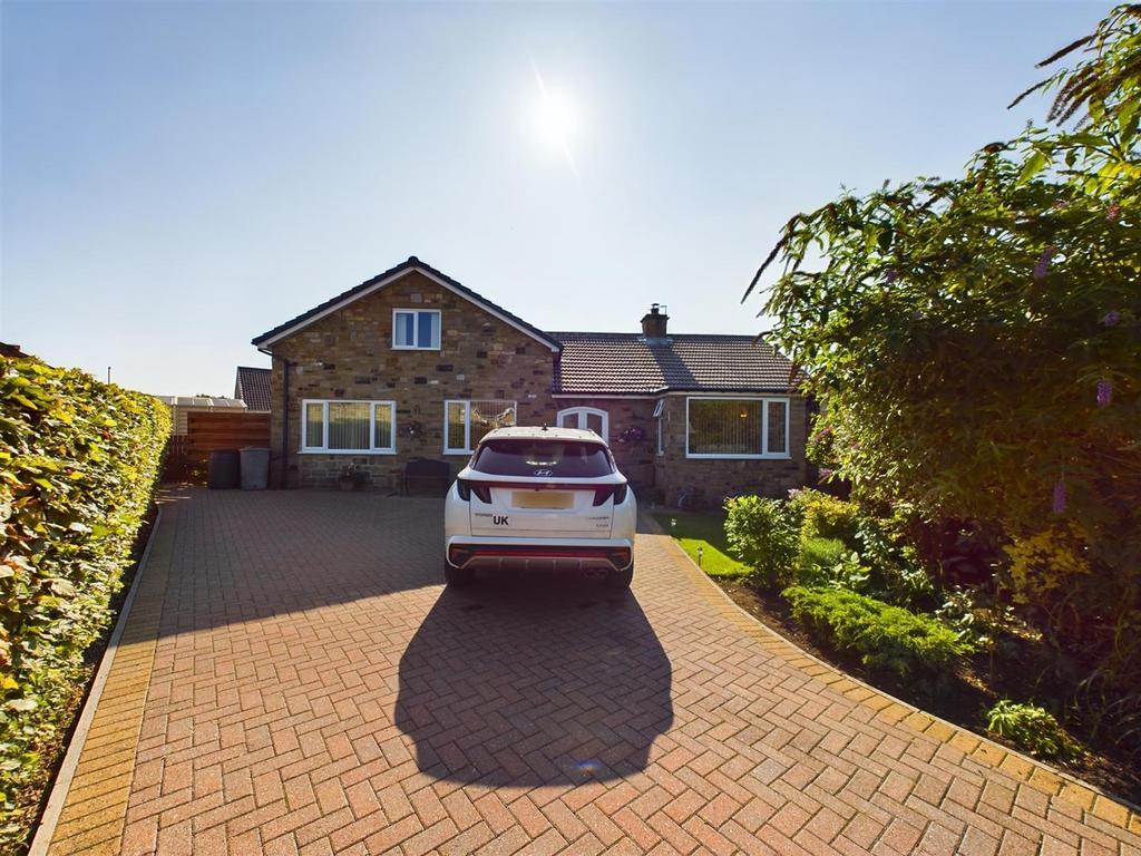 7 Hargill Close, Leyburn DL8 4 bed bungalow for sale £450,000