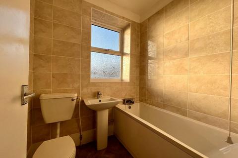 33b Brockman Road, Folkestone, CT20 1DJ