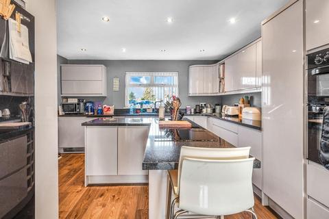 88 Bramham Drive, Harrogate, HG3 2TY
