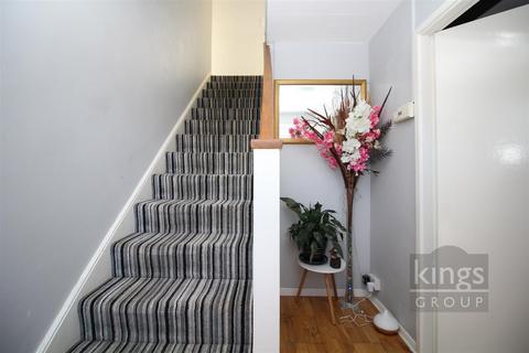 299 Carters Mead, Harlow, CM17 9EZ