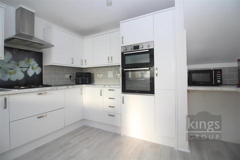 299 Carters Mead, Harlow, CM17 9EZ