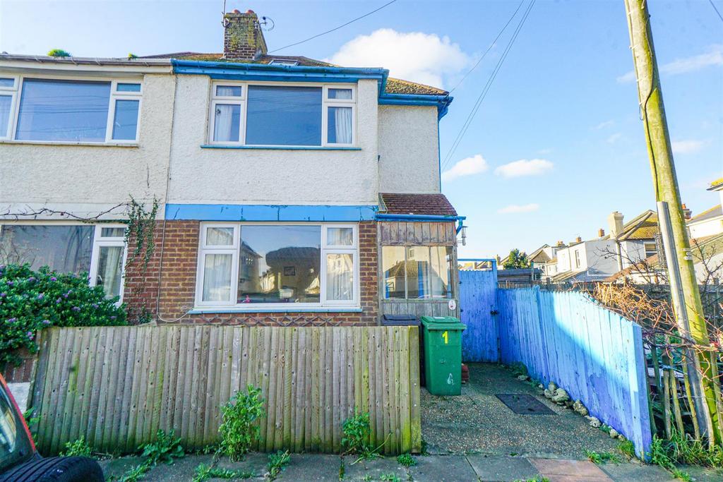 Arnside Road, St. LeonardsOnSea 2 bed semidetached house for sale