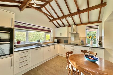 5 bedroom detached house for sale, Bakers Furlong, Burghill, Hereford, HR4