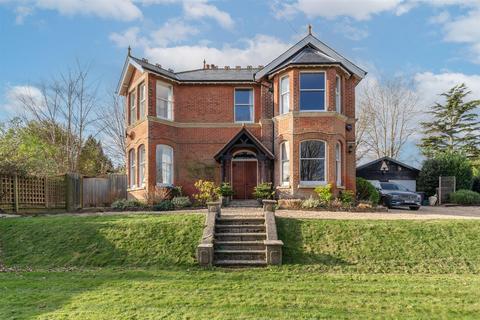 5 bedroom detached house for sale, Watergate Road, Newport, Isle of Wight