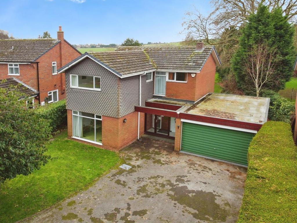 Austrey Road, Warton 4 bed detached house for sale £510,000