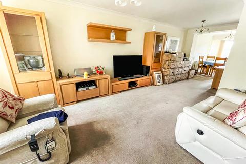 7 Border Drive, Upton, Poole, BH16 5DU