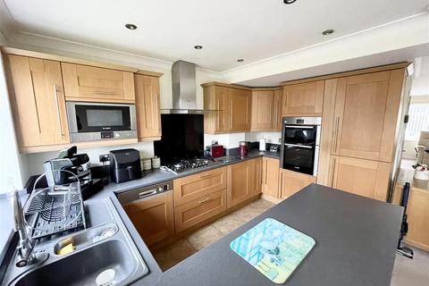 7 Border Drive, Upton, Poole, BH16 5DU