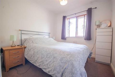 50 Earlsfield Drive, Chelmsford, CM2 6SX