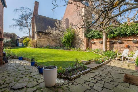 5 bedroom house for sale, James Street, Lincoln