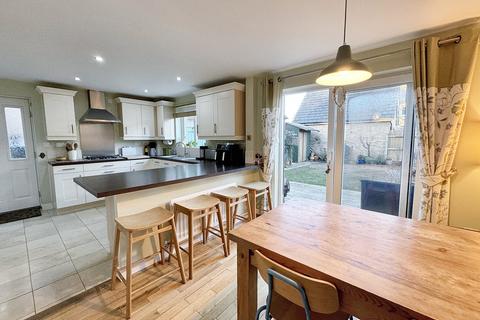 4 Catchpole Drive, Kesgrave, Ipswich, IP5 2HE