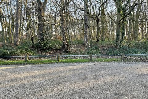 4 Catchpole Drive, Kesgrave, Ipswich, IP5 2HE