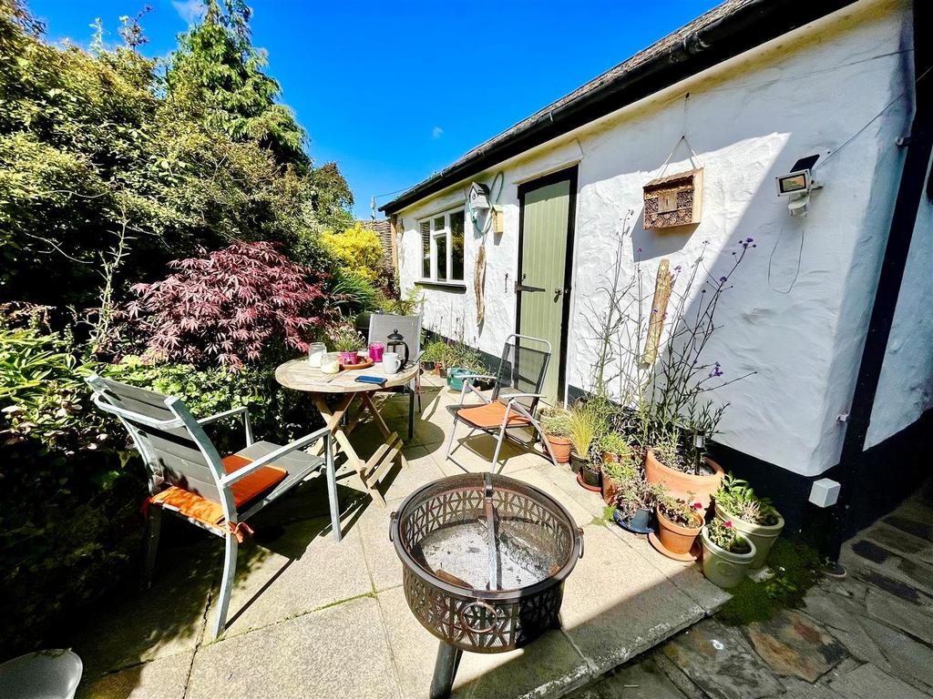 Braunton EX33 3 bed character property for sale £429,950