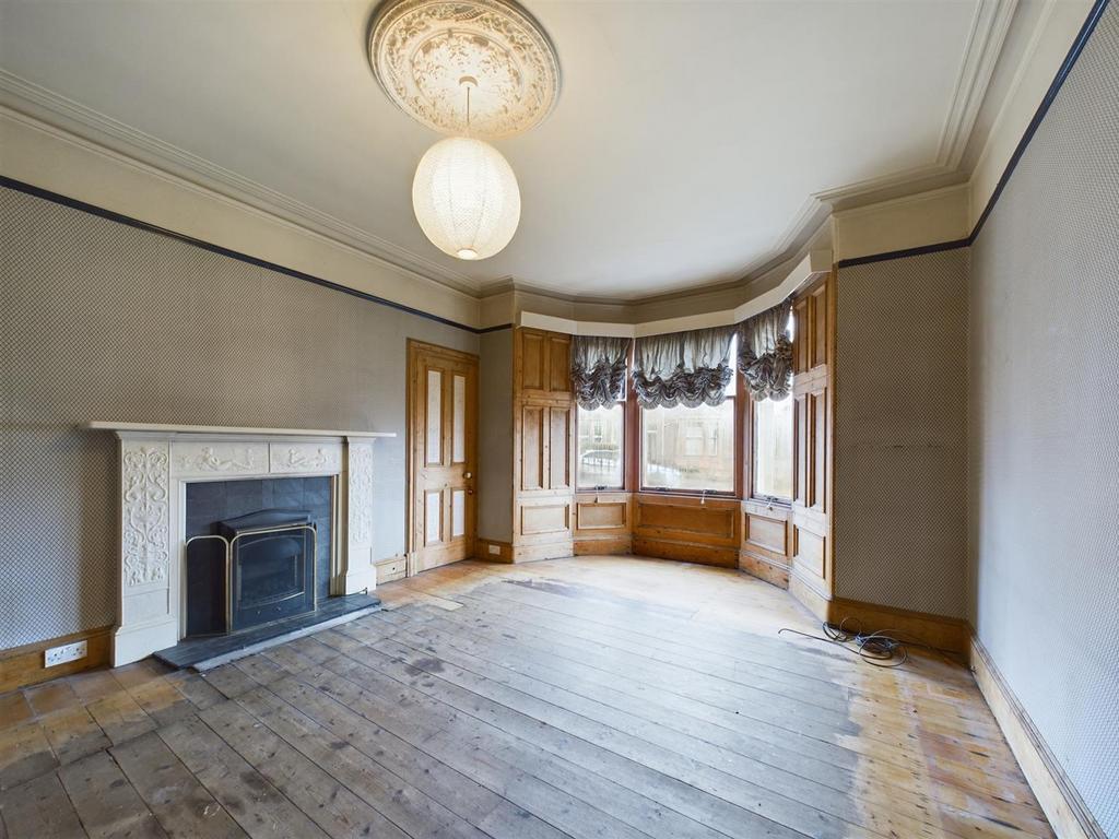 Wilson Street, Perth PH2 4 bed semidetached house for sale £235,000