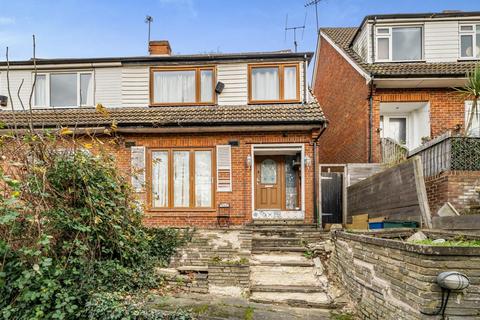 3 bedroom semi-detached house for sale, Wharncliffe Road, London