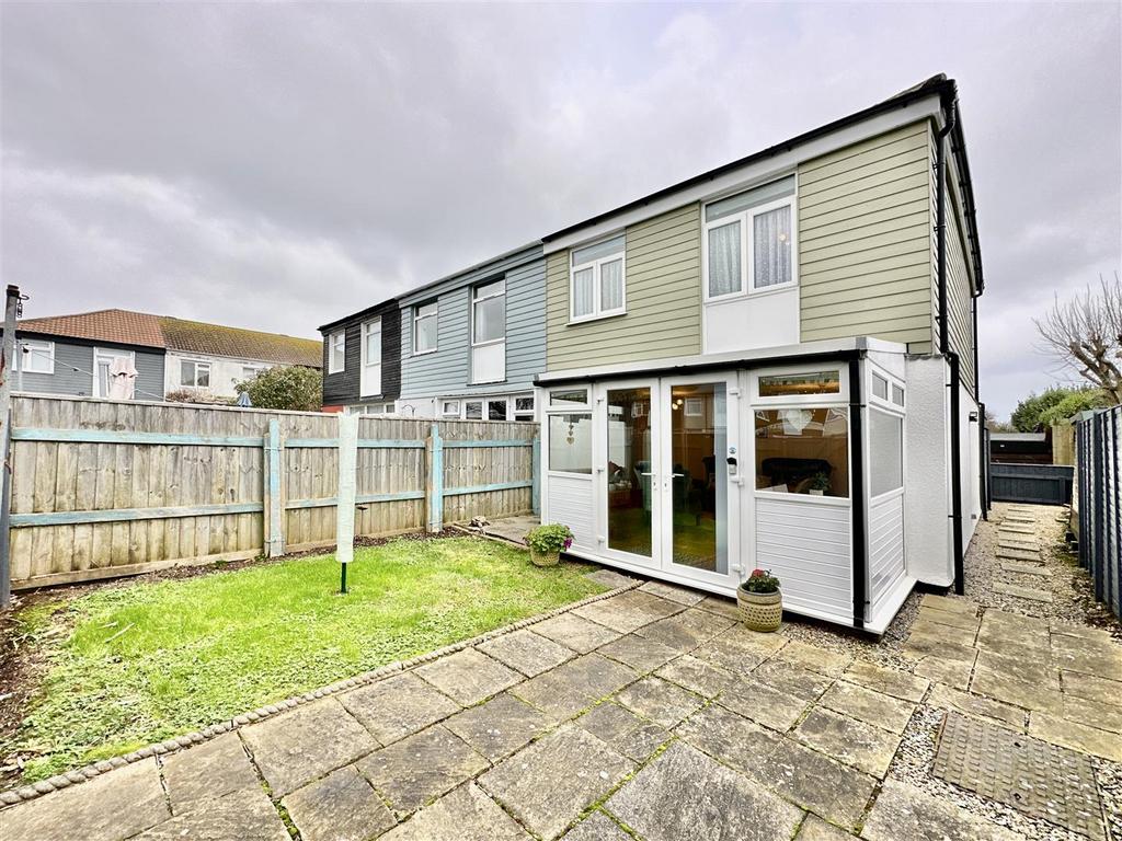 Hill Park Road, Brixham 3 bed end of terrace house for sale £259,950