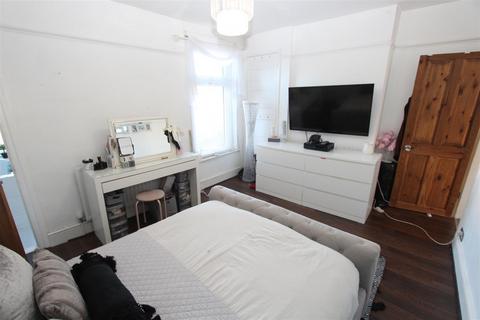 74 James Street, Sheerness, ME12 2PY
