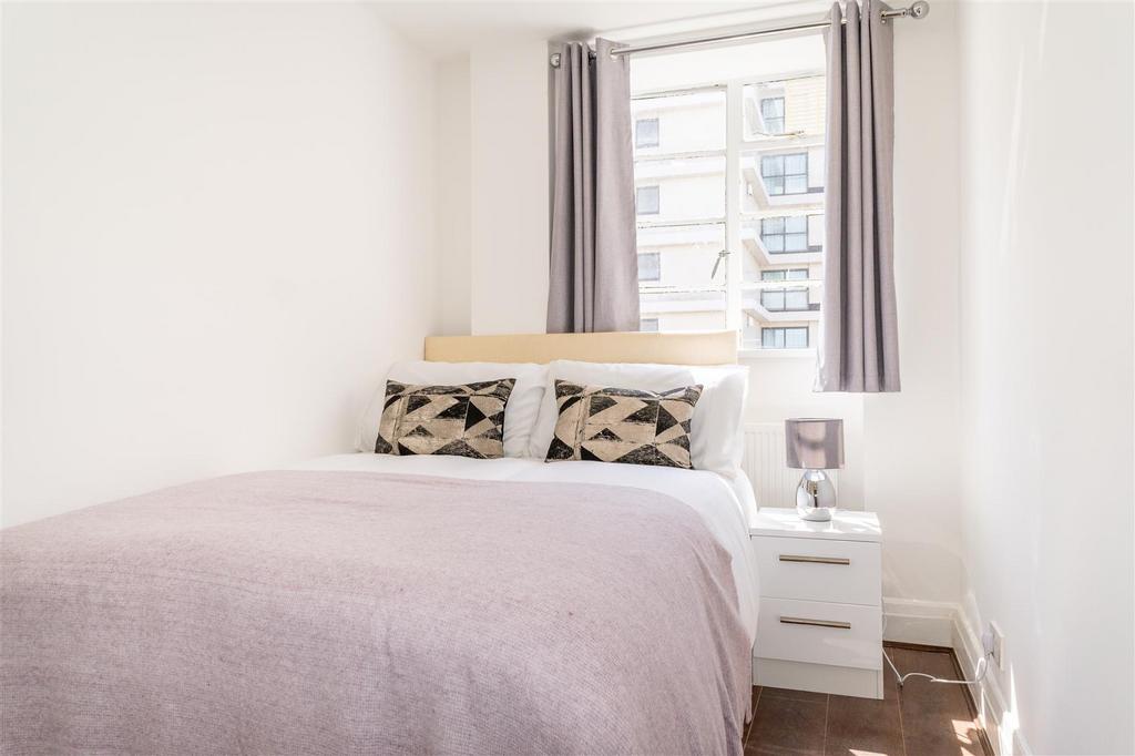 Bedroom 4.jpg