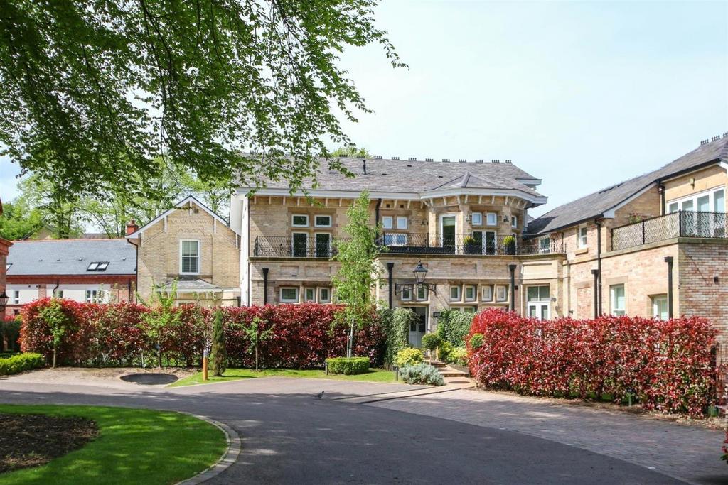 St. Annes Gardens, Altrincham 2 bed apartment for sale £550,000