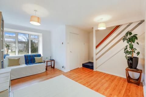 3 bedroom end of terrace house for sale, Headley Grove, Tadworth