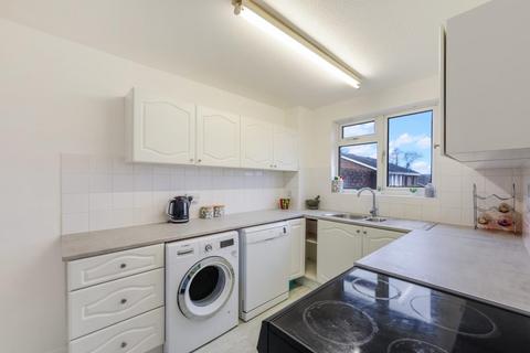 79 Headley Grove, Tadworth, KT20 5JH