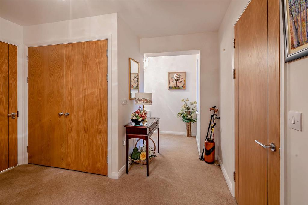 8579504-interior02-800.jpg
