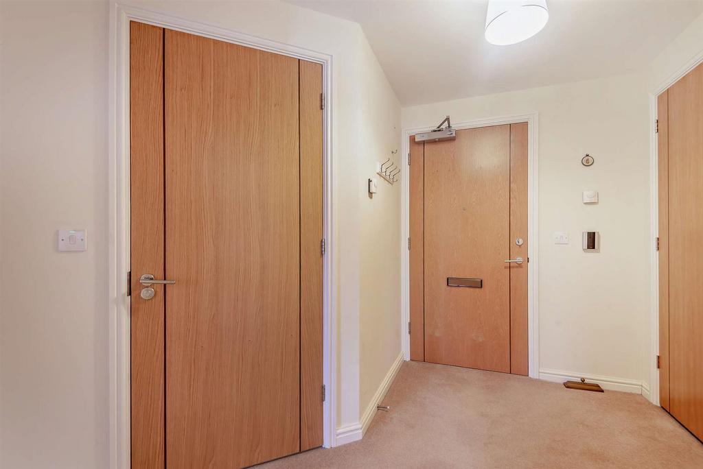 8580806-interior03-800.jpg