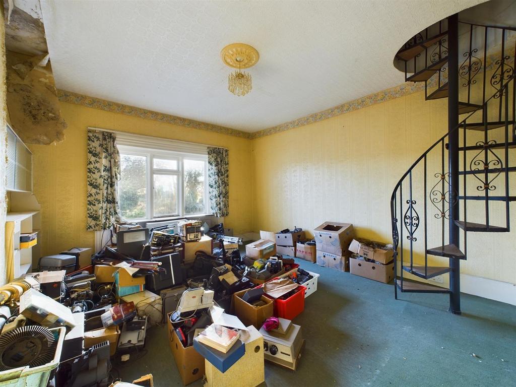 CAM02546 G0-PR0106-STILL006.jpg