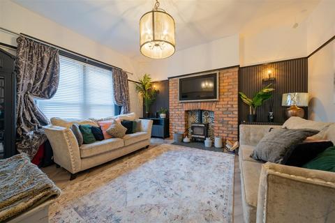 17 Balls Road, Prenton, CH43 5RF