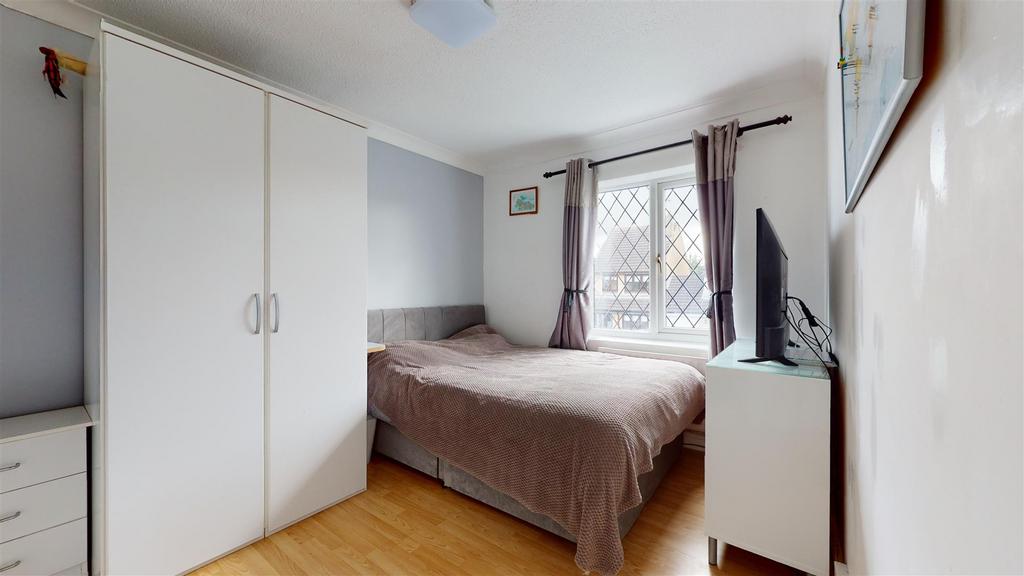 11-Ibstone-Ave-10142022 012703.jpg