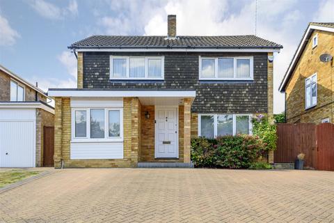 3 bedroom detached house for sale, Magnaville Road, Bushey WD23