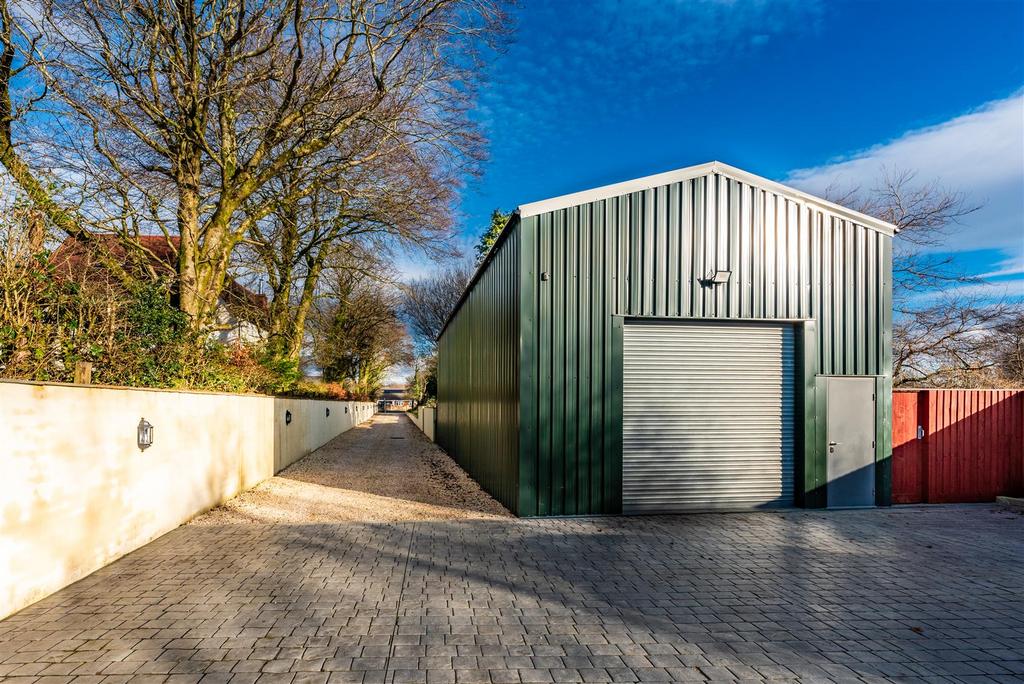 Black Lion Road, Gorslas, Llanelli 5 bed property for sale £800,000